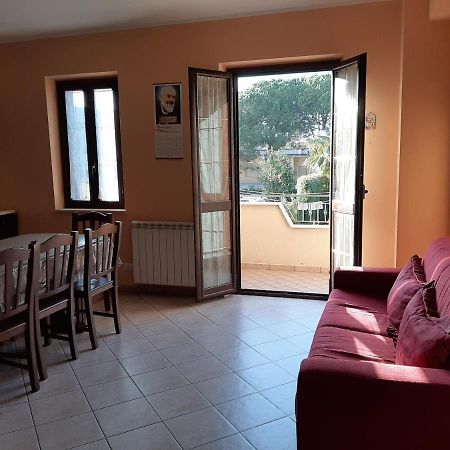 Residenza Monteleone Apartment Ardore Marina Ngoại thất bức ảnh