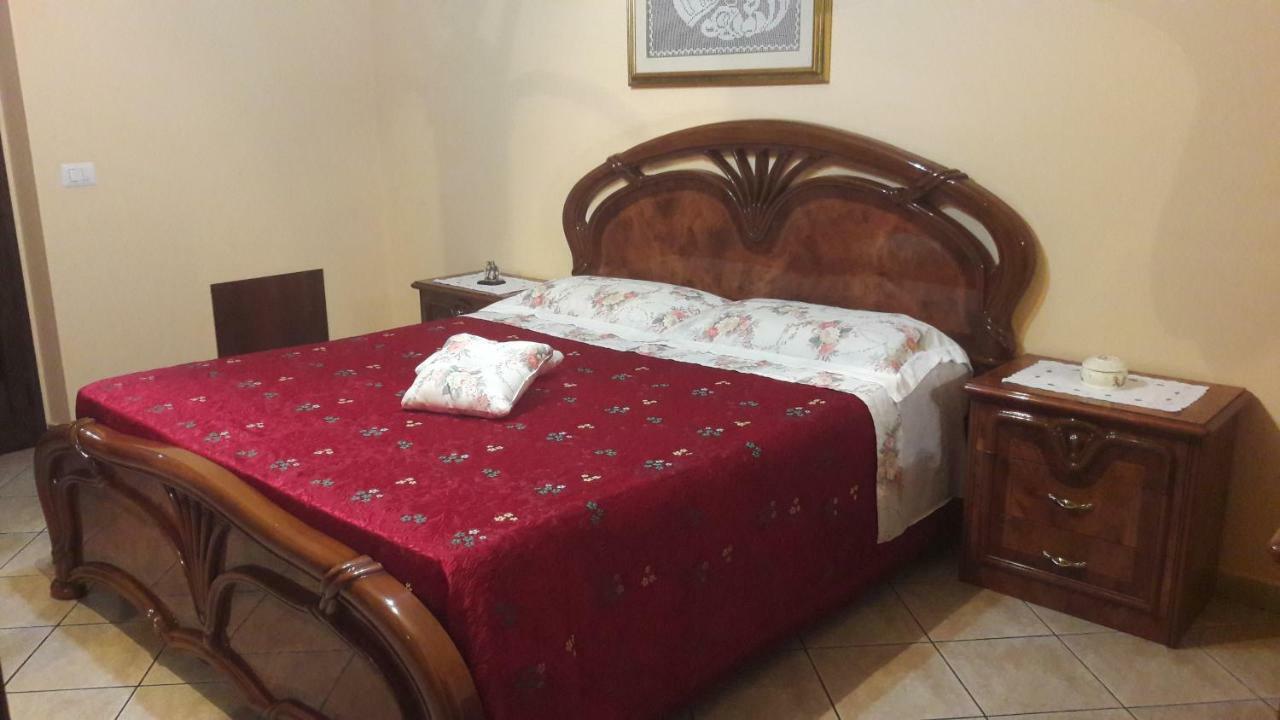 Residenza Monteleone Apartment Ardore Marina Ngoại thất bức ảnh